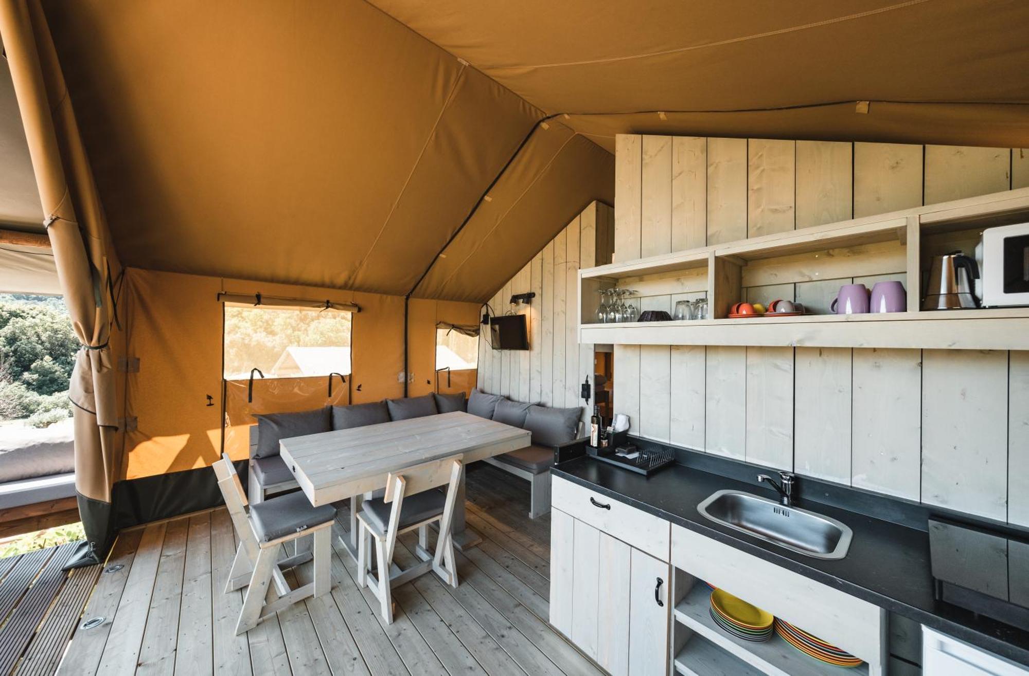 Glamping Le Tegole Hotell Riparbella Exteriör bild